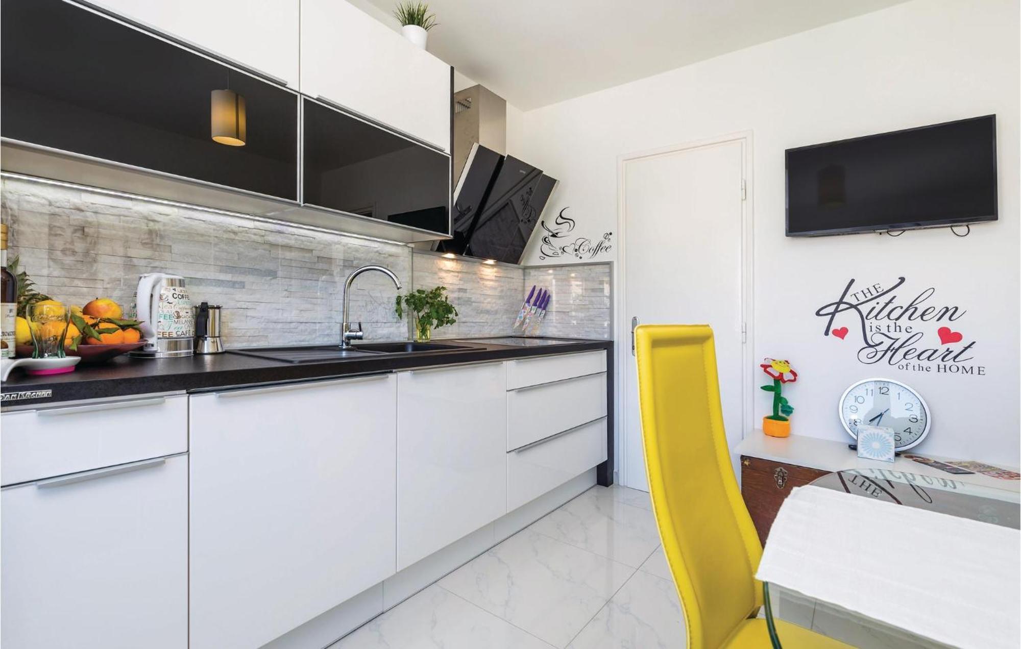 Gorgeous Apartment In Rijeka With Wifi Zewnętrze zdjęcie
